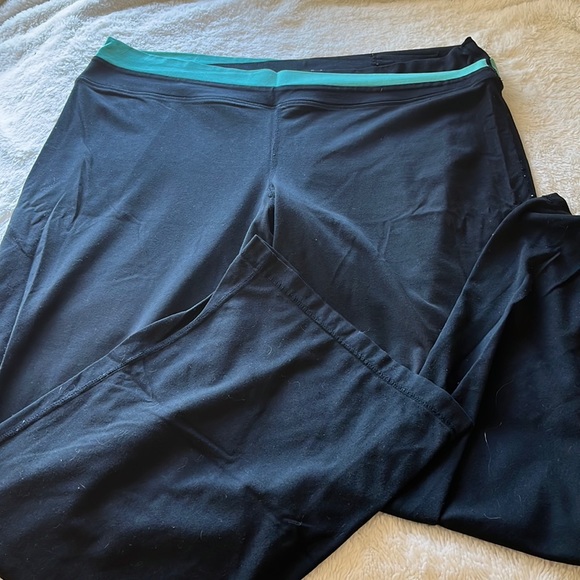 Energy Zone Pants & Jumpsuits Used Flare Leggings Poshmark